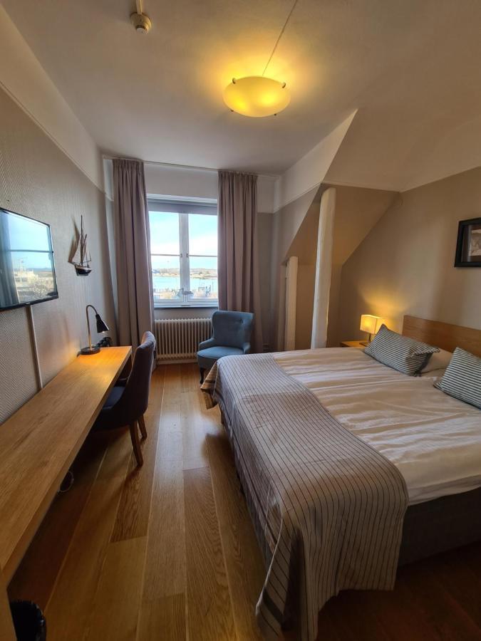 Hamnhotellet Kronan Ландскруна Экстерьер фото