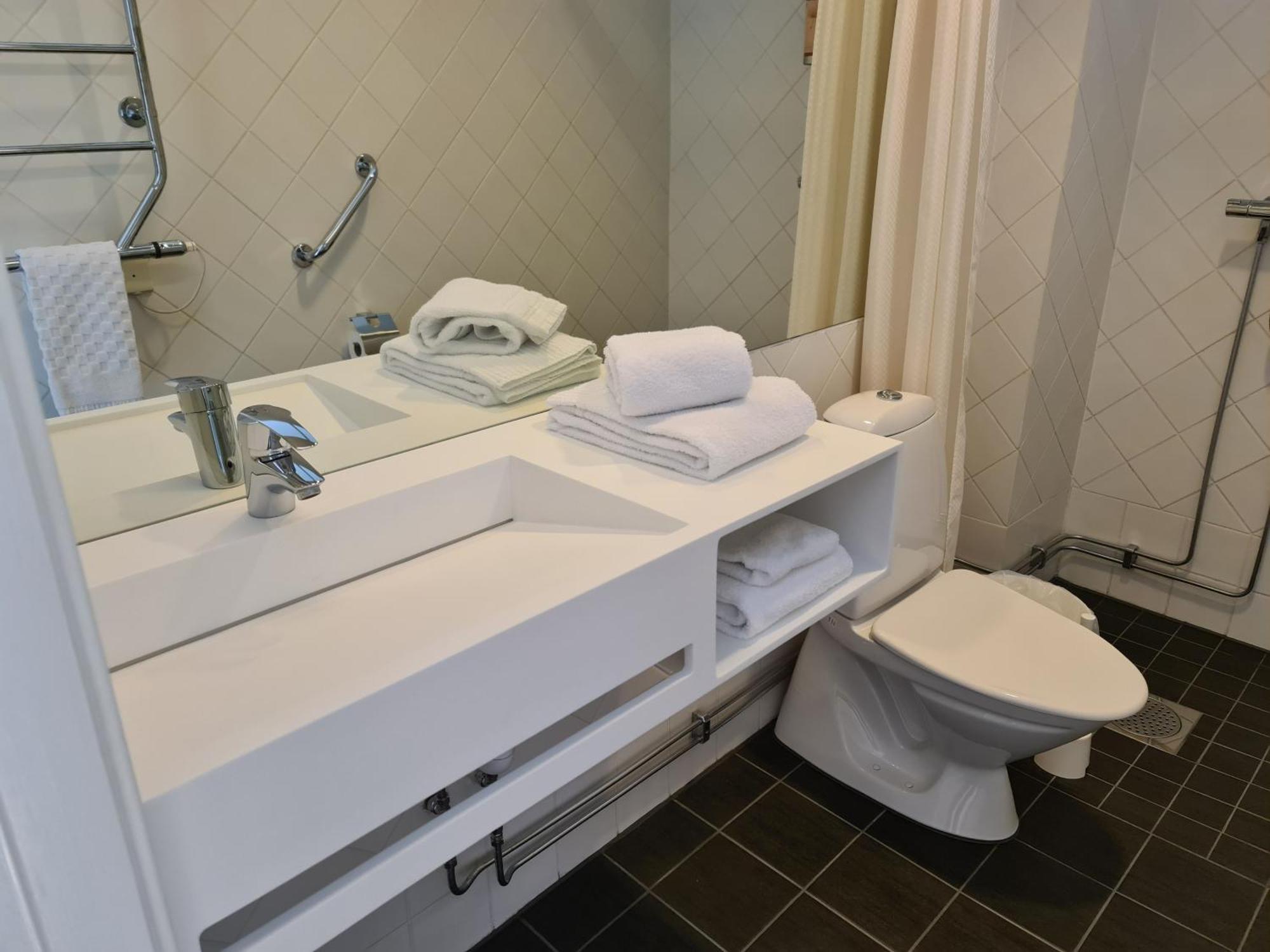 Hamnhotellet Kronan Ландскруна Экстерьер фото