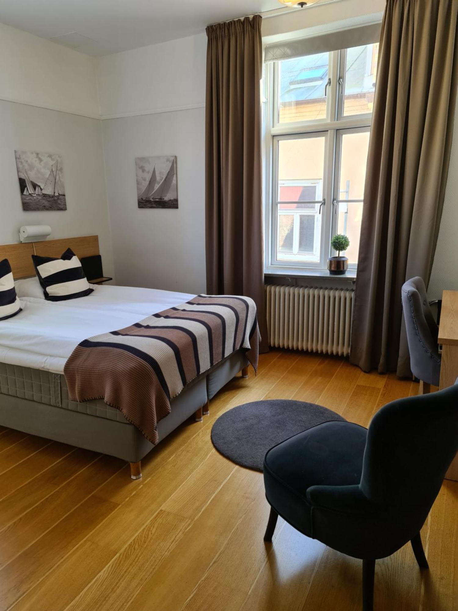 Hamnhotellet Kronan Ландскруна Экстерьер фото