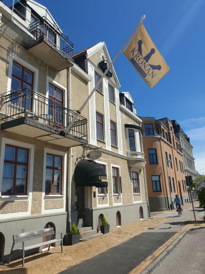 Hamnhotellet Kronan Ландскруна Экстерьер фото